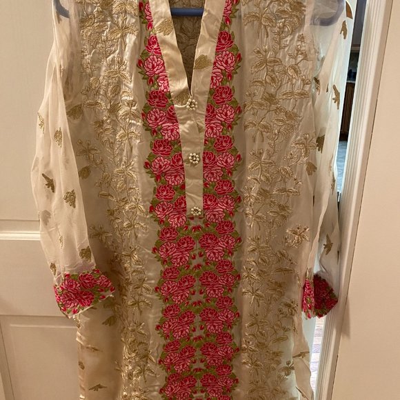 Pakistani Agha Noor 3 piece suit (Small) - Picture 1 of 4